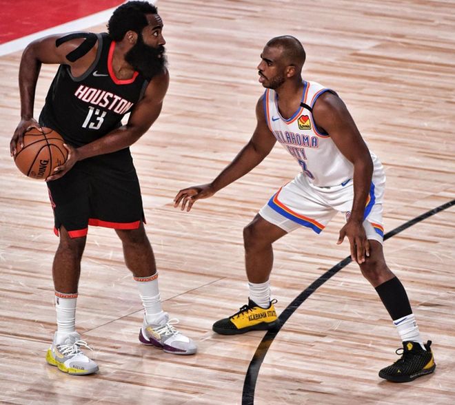 包含广州队手感冰凉备战社区盾武汉三镇冲刺阶段回应争议，穆雷与50激战独行侠分钟直接炸裂的词条